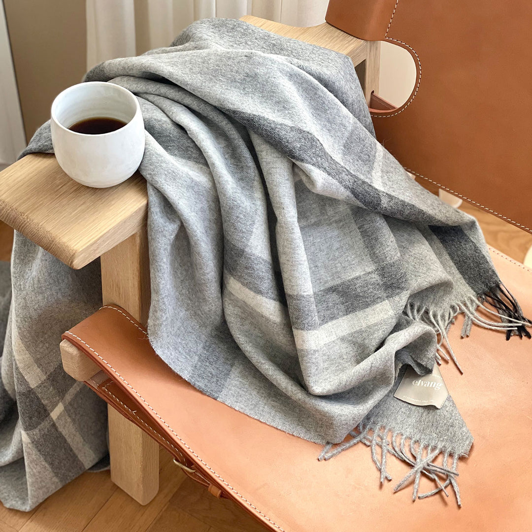 Elvang Denmark Alpaka Decke Manhattan Grau