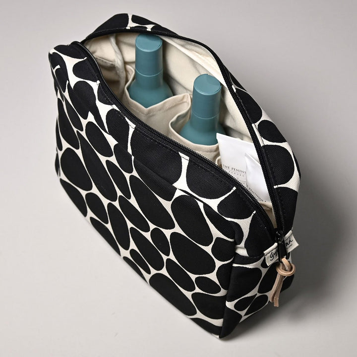 Gyllstad Kulturtasche Stenar XL Schwarz/Weiß