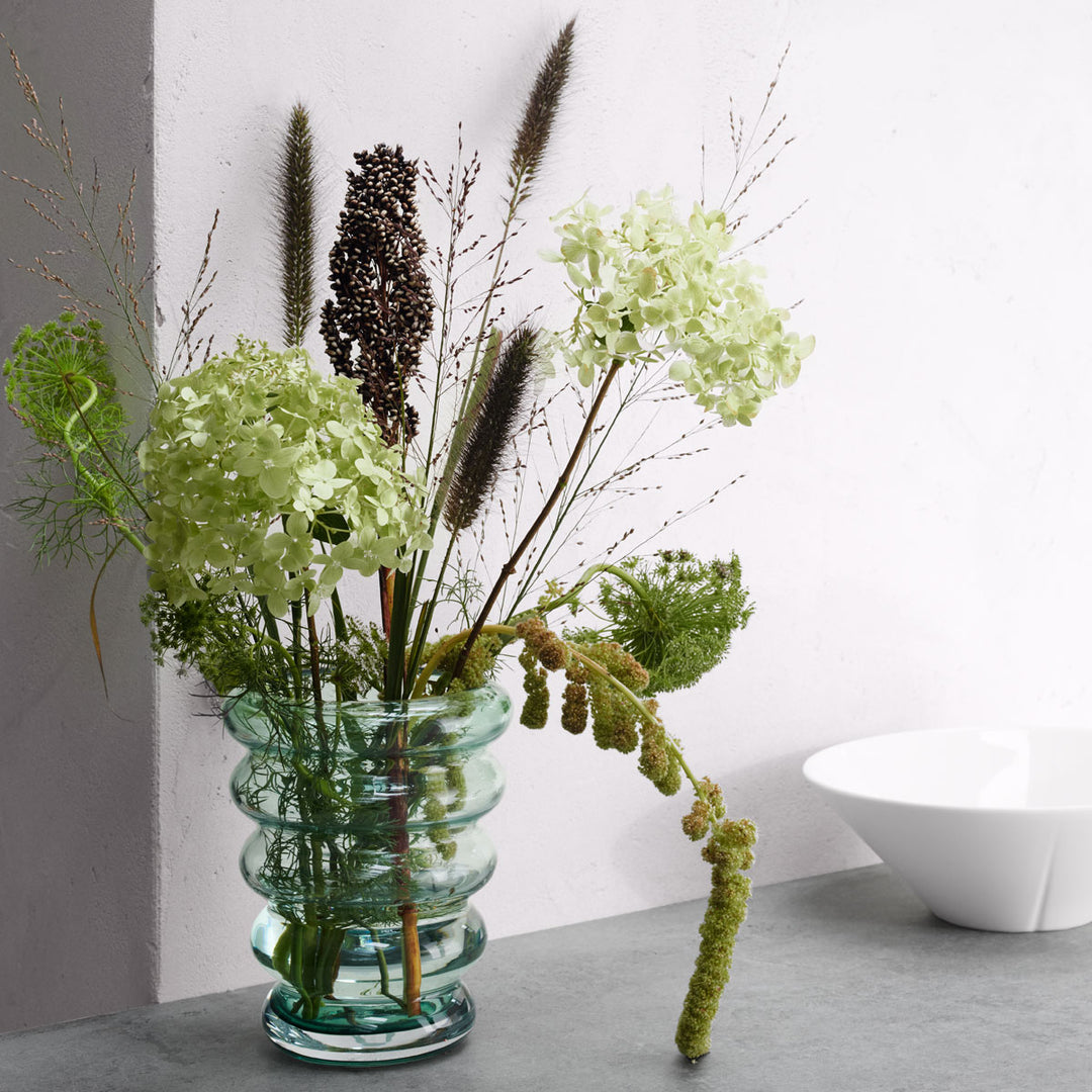 Rosendahl Infinity Vase Glas Mint mit Blumen