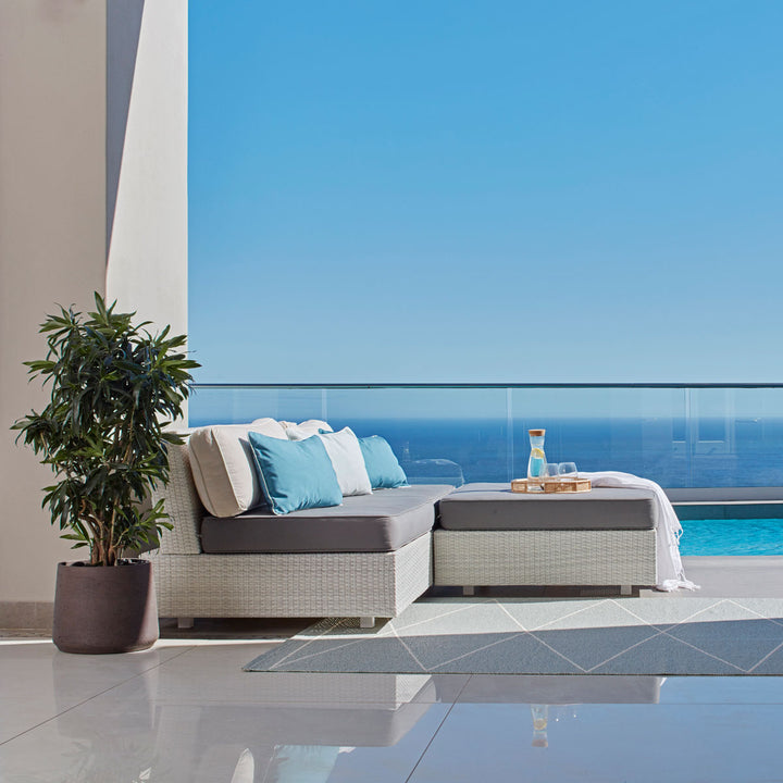 Pappelina Outdoor Kissen Sunny Petrol