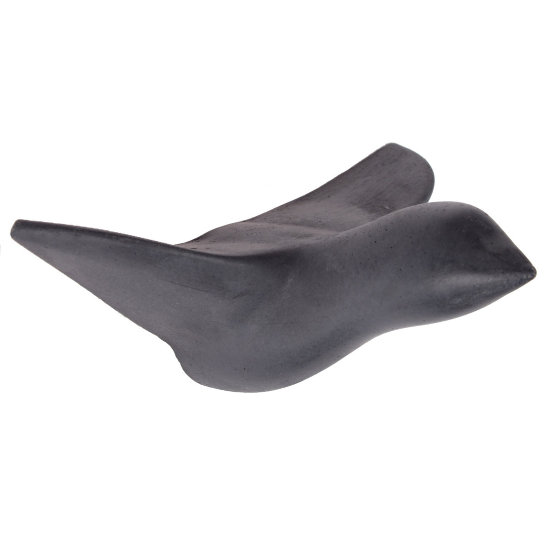 Thomas Poganitsch Vogel Beton Schwarz