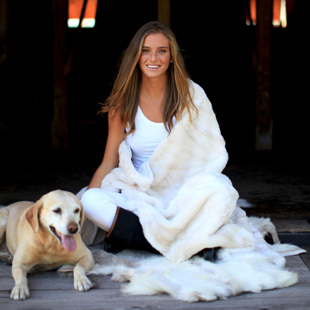 Newport Webpelzdecke Whistler Polarbär