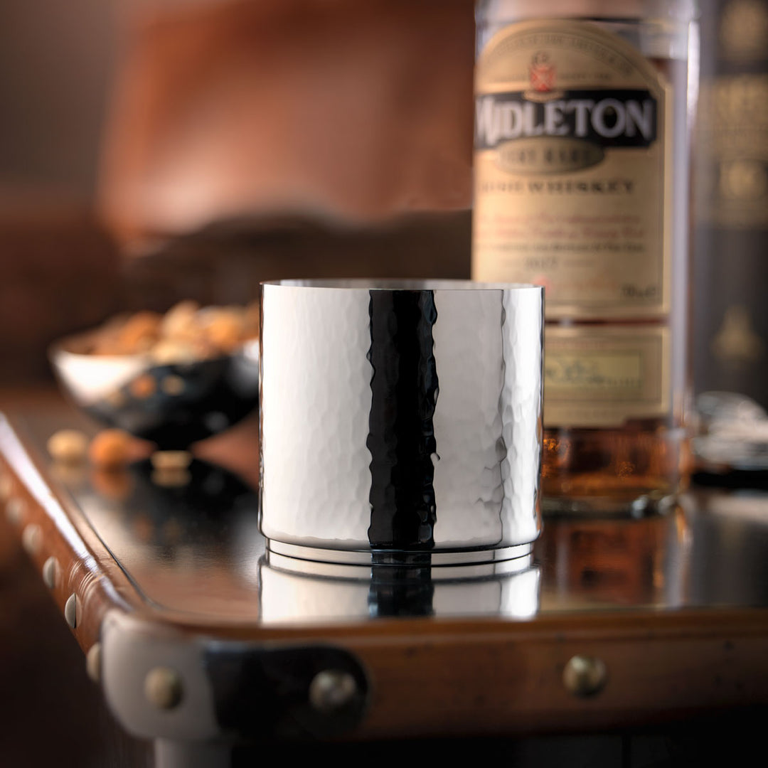 Robbe & Berking Whiskeybecher Martelé 90